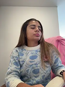 Snapshot of pamell_col chatting on February 25, 2026, 2:50 pm pamell col online show from February 25, 2026, 2:50 pm