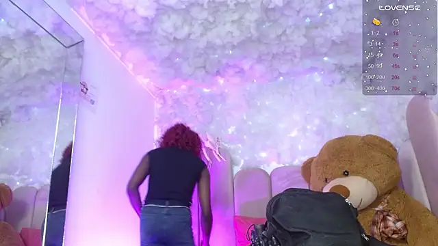 Snapshot of puca_ebony chatting on November 13, 2025, 8:02 pm puca ebony online show from November 13, 2025, 8:02 pm