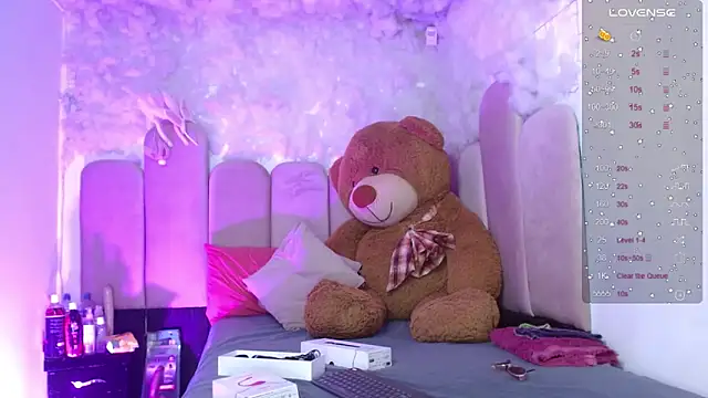 Snapshot of puca_ebony chatting on November 27, 2025, 7:36 pm puca ebony online show from November 27, 2025, 7:36 pm