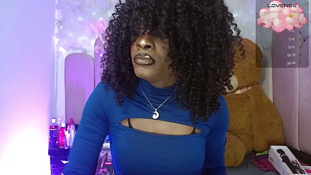 Snapshot of puca_ebony chatting on December 19, 2025, 4:42 pm puca ebony online show from December 19, 2025, 4:42 pm