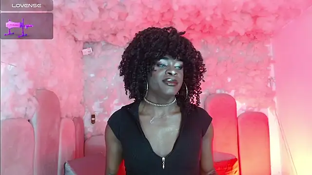 Snapshot of puca_ebony chatting on May 13, 2026, 4:47 pm puca ebony online show from May 13, 2026, 4:47 pm