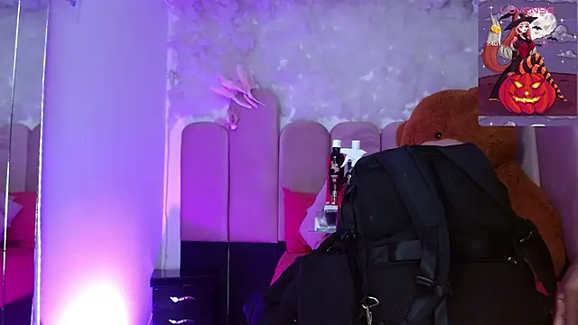 Snapshot of puca_ebony chatting on October 29, 2025, 7:35 pm puca ebony online show from October 29, 2025, 7:35 pm