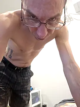 Iliketocooksquirt25 online show from March 29, 2026, 6:26 am