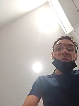 Snapshot of Iliketocooksquirt25 chatting on October 11, 2025, 2:01 am Iliketocooksquirt25 online show from October 11, 2025, 2:01 am