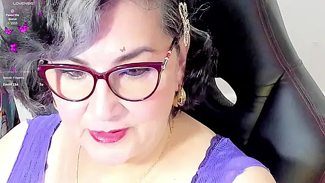 Snapshot of cataleya_mom chatting on September 13, 2025, 5:18 am cataleya mom online show from September 13, 2025, 5:18 am