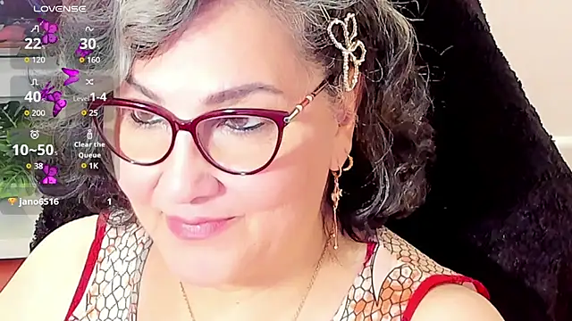 Snapshot of cataleya_mom chatting on December 14, 2025, 3:28 pm cataleya mom online show from December 14, 2025, 3:28 pm