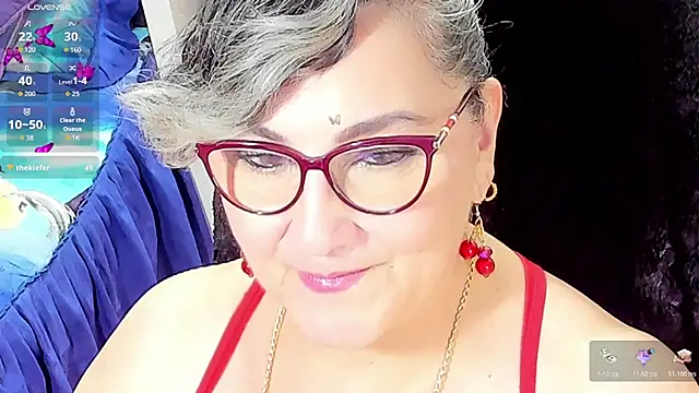 Snapshot of cataleya_mom chatting on November 15, 2025, 5:28 pm cataleya mom online show from November 15, 2025, 5:28 pm