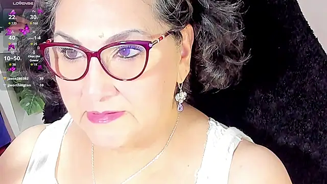 Snapshot of cataleya_mom chatting on November 7, 2025, 9:25 am cataleya mom online show from November 7, 2025, 9:25 am