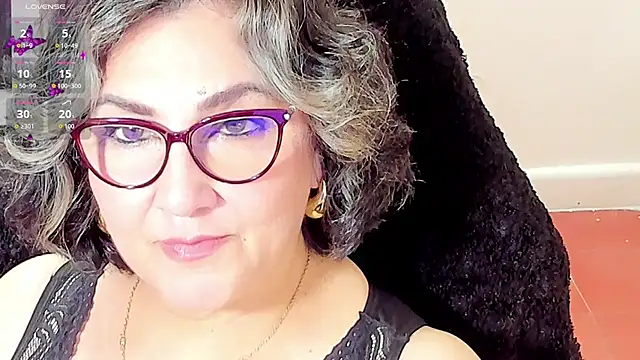 Snapshot of cataleya_mom chatting on November 16, 2025, 5:34 am cataleya mom online show from November 16, 2025, 5:34 am