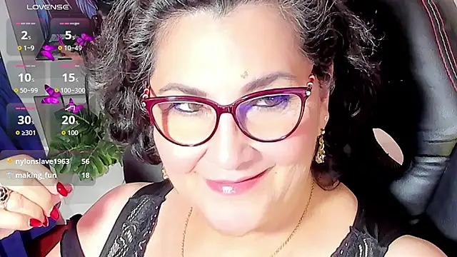 Snapshot of cataleya_mom chatting on October 26, 2025, 1:44 pm cataleya mom online show from October 26, 2025, 1:44 pm