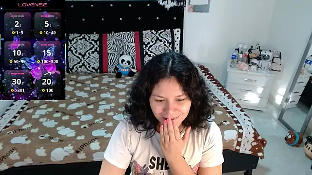 Snapshot of soniafuckboobs chatting on February 9, 2026, 12:25 pm soniafuckboobs online show from February 9, 2026, 12:25 pm