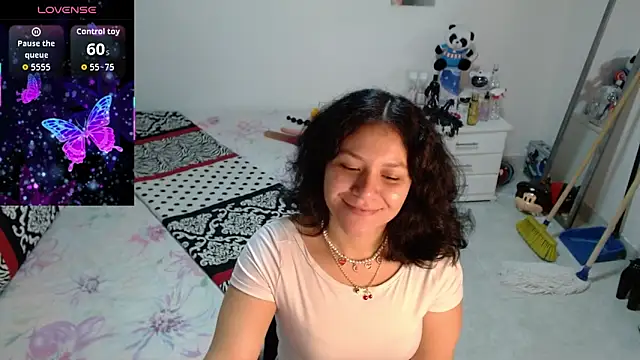 Snapshot of soniafuckboobs chatting on February 12, 2026, 12:27 pm soniafuckboobs online show from February 12, 2026, 12:27 pm