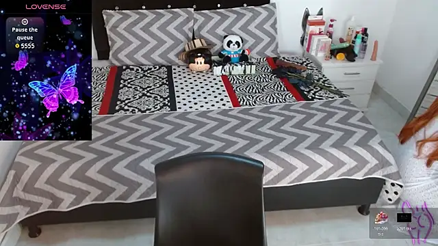 Snapshot of soniafuckboobs chatting on November 13, 2025, 12:31 pm soniafuckboobs online show from November 13, 2025, 12:31 pm