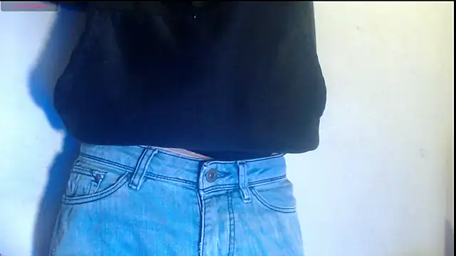 Snapshot of GrayHornyX chatting on December 18, 2025, 10:35 pm GrayHornyX online show from December 18, 2025, 10:35 pm