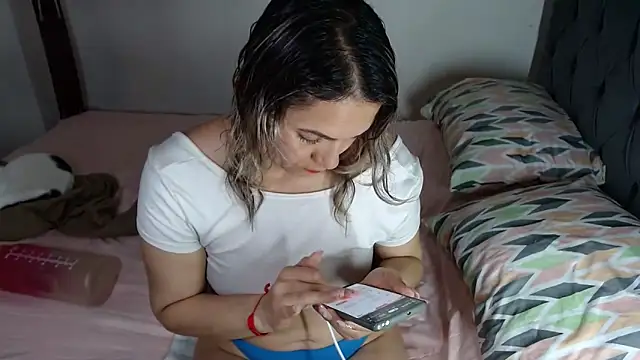 Chantal hott online show from April 10, 2026, 9:11 pm