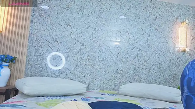 Snapshot of sabrina_shark_ chatting on December 20, 2025, 2:03 am sabrina shark online show from December 20, 2025, 2:03 am