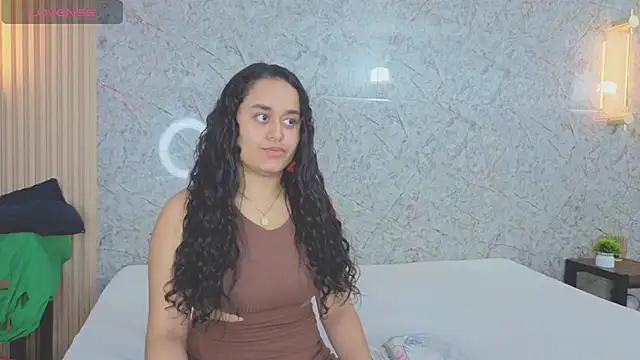 Snapshot of sabrina_shark_ chatting on January 17, 2026, 2:48 am sabrina shark online show from January 17, 2026, 2:48 am