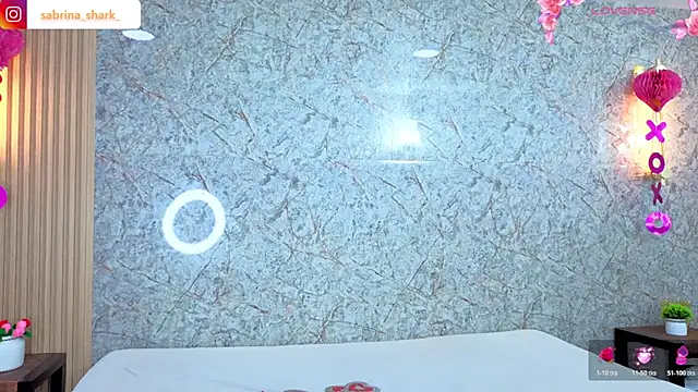 Snapshot of sabrina_shark_ chatting on February 2, 2026, 2:43 am sabrina shark online show from February 2, 2026, 2:43 am