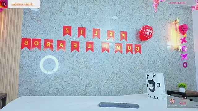 Snapshot of sabrina_shark_ chatting on February 5, 2026, 1:34 am sabrina shark online show from February 5, 2026, 1:34 am