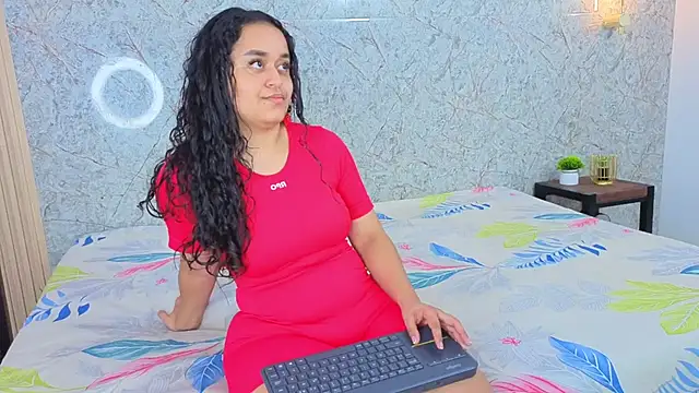 Snapshot of sabrina_shark_ chatting on December 23, 2025, 1:16 am sabrina shark online show from December 23, 2025, 1:16 am