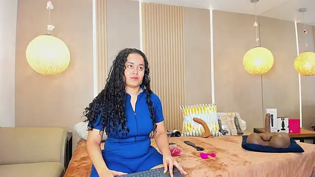 Snapshot of sabrina_shark_ chatting on February 19, 2026, 2:19 am sabrina shark online show from February 19, 2026, 2:19 am