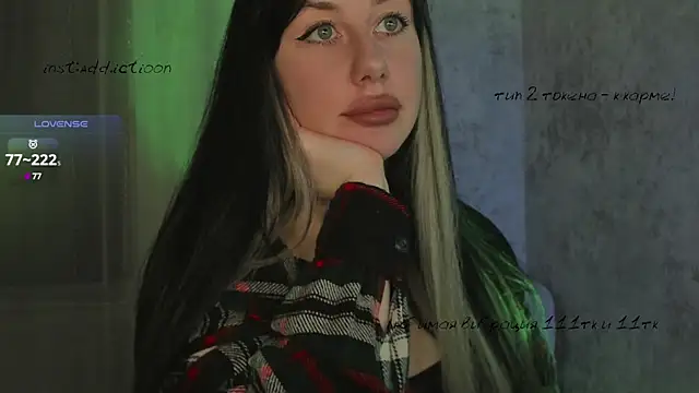 Snapshot of elena_addiction chatting on March 12, 2025, 3:40 pm elena addiction online show from March 12, 2025, 3:40 pm