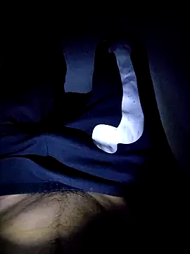 Snapshot of khema99 chatting on December 23, 2025, 12:33 am khema99 online show from December 23, 2025, 12:33 am