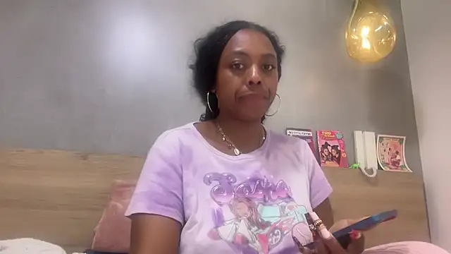 Snapshot of ChocolateCakeQueen chatting on April 26, 2026, 3:59 am ChocolateCakeQueen online show from April 26, 2026, 3:59 am