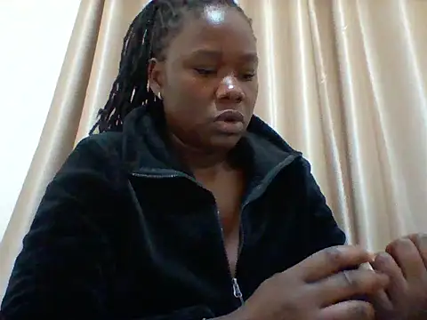 Snapshot of sexy_cutelips chatting on December 14, 2025, 5:18 pm sexy cutelips online show from December 14, 2025, 5:18 pm