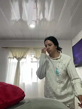 hannahb-e online show from April 9, 2026, 12:22 pm