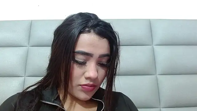 Snapshot of emily_brontee_ chatting on October 1, 2025, 1:04 pm emily brontee online show from October 1, 2025, 1:04 pm