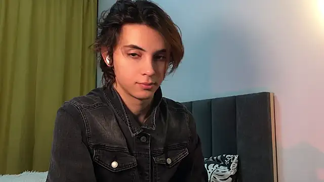 Snapshot of k0sta_ chatting on January 17, 2025, 10:23 pm k0sta online show from January 17, 2025, 10:23 pm