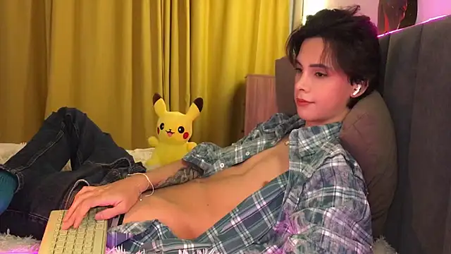 Snapshot of k0sta_ chatting on March 6, 2025, 11:14 am k0sta online show from March 6, 2025, 11:14 am