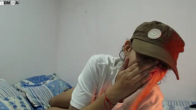 Snapshot of AlinaWoolf_ chatting on January 10, 2026, 3:35 am AlinaWoolf online show from January 10, 2026, 3:35 am