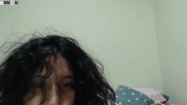 Snapshot of AlinaWoolf_ chatting on March 21, 2026, 6:25 am AlinaWoolf online show from March 21, 2026, 6:25 am