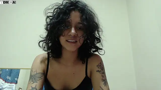 Snapshot of AlinaWoolf_ chatting on March 20, 2026, 4:02 am AlinaWoolf online show from March 20, 2026, 4:02 am