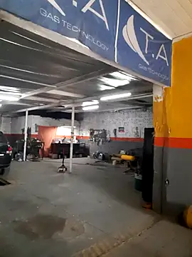 hecwil8 online show from November 7, 2025, 12:42 pm