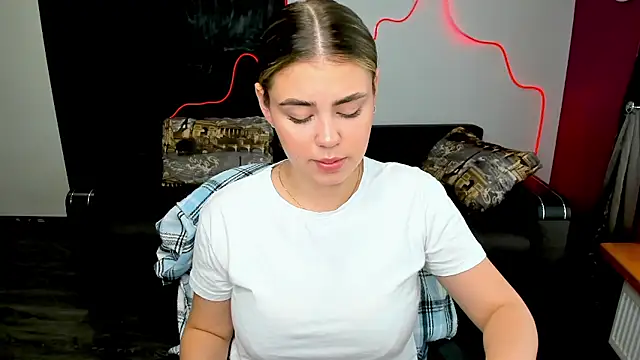 Snapshot of IsabellaBler chatting on September 14, 2025, 6:14 am IsabellaBler online show from September 14, 2025, 6:14 am