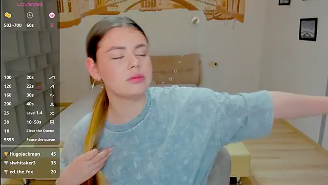 Snapshot of IsabellaBler chatting on March 10, 2025, 10:28 am IsabellaBler online show from March 10, 2025, 10:28 am