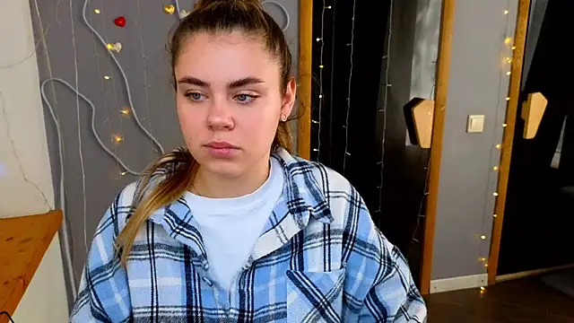 Snapshot of IsabellaBler chatting on September 21, 2025, 5:34 am IsabellaBler online show from September 21, 2025, 5:34 am