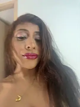 Snapshot of canela_10 chatting on December 15, 2025, 2:06 am canela 10 online show from December 15, 2025, 2:06 am