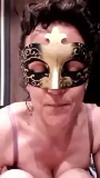 Masquegirlmysterious online show from February 21, 2026, 7:49 pm