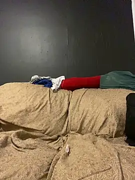 Snapshot of AndreaFoxxx18 chatting on December 13, 2024, 2:10 am AndreaFoxxx18 online show from December 13, 2024, 2:10 am