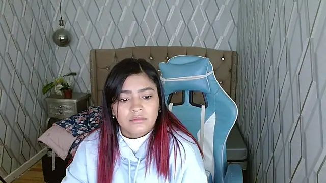 Snapshot of NicolleTaylor chatting on March 23, 2025, 2:37 am NicolleTaylor online show from March 23, 2025, 2:37 am