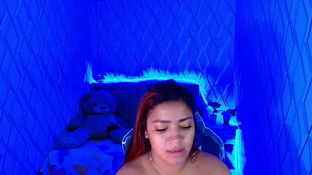 Snapshot of NicolleTaylor chatting on November 27, 2025, 3:51 am NicolleTaylor online show from November 27, 2025, 3:51 am