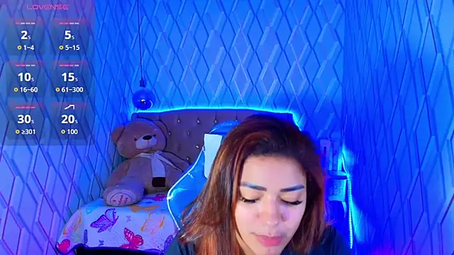 Snapshot of NicolleTaylor chatting on October 16, 2025, 3:59 am NicolleTaylor online show from October 16, 2025, 3:59 am