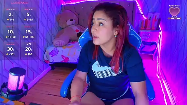 Snapshot of NicolleTaylor chatting on September 27, 2025, 3:01 am NicolleTaylor online show from September 27, 2025, 3:01 am