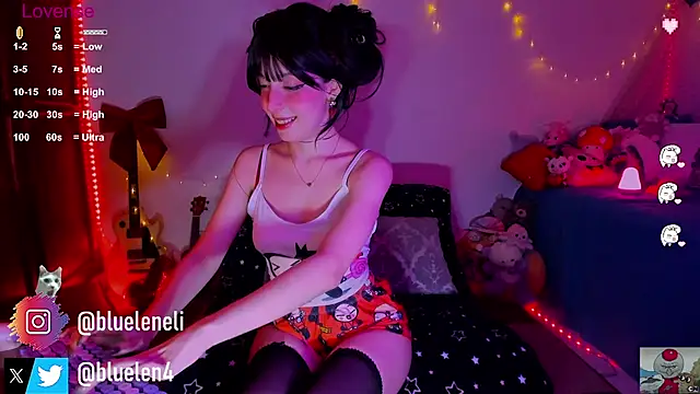 bluelen online show from February 14, 2025, 7:49 am