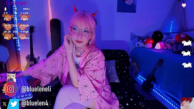 bluelen online show from March 14, 2025, 11:23 am