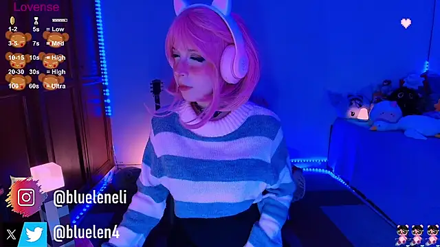 bluelen online show from September 18, 2025, 8:50 am